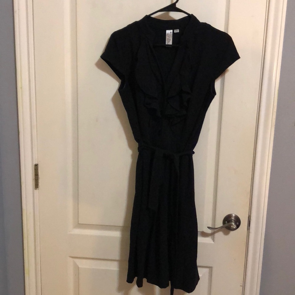 black dress with ruffles size 8
